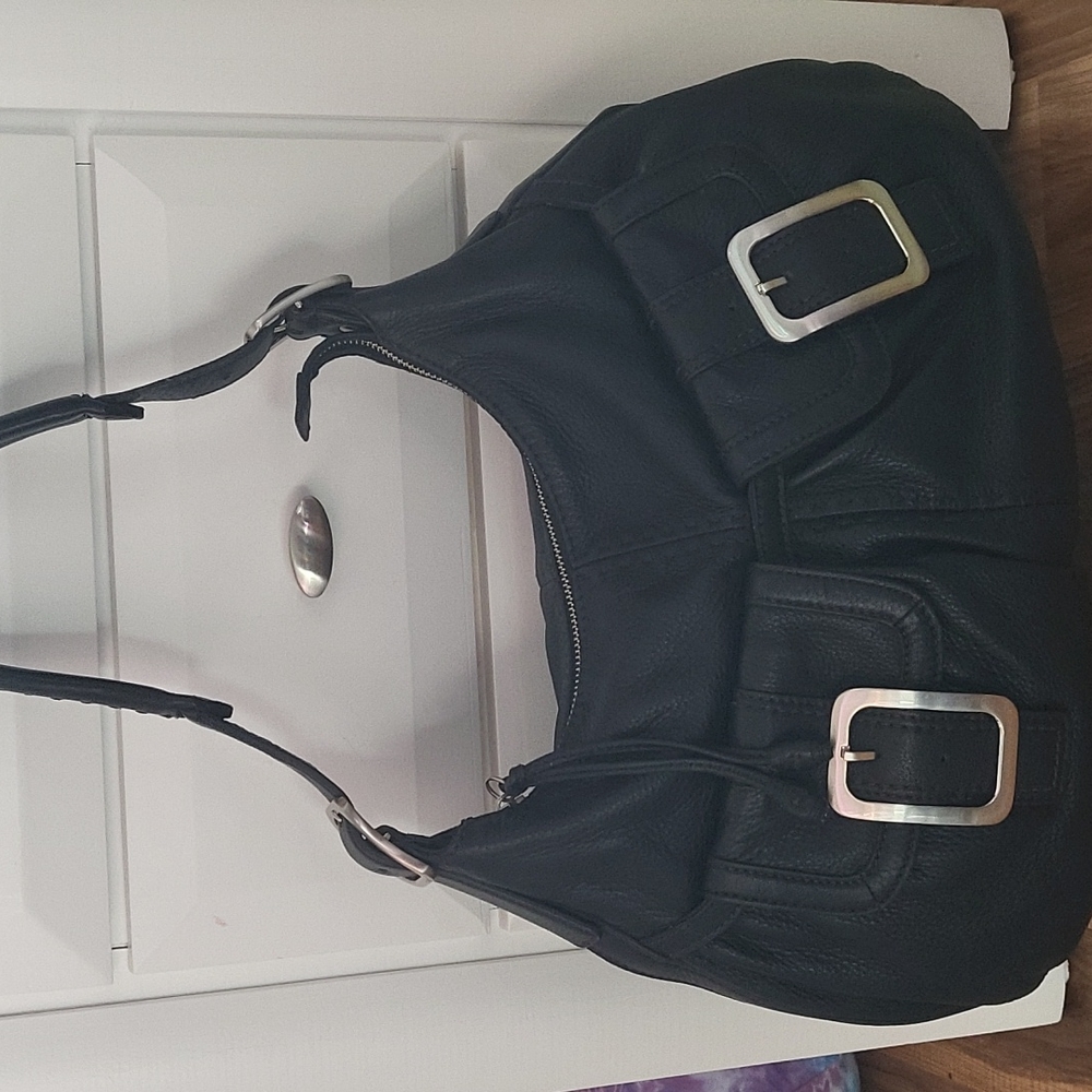 Colehaan  hobo shoulder bag.